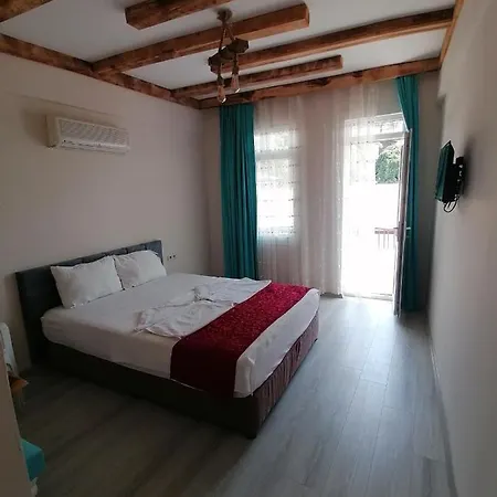 Dinc Fethiye Bed & Breakfast *